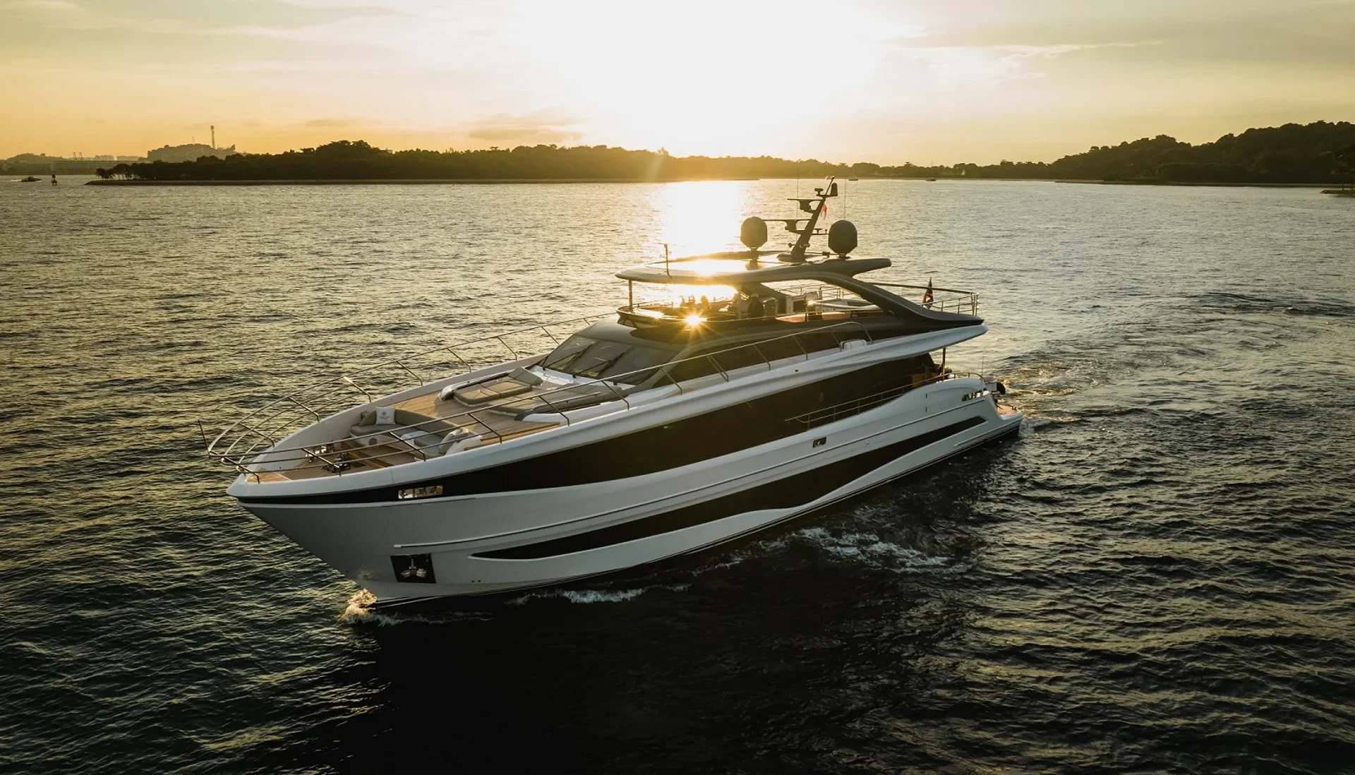 Scopri la gamma Princess Yachts - Yacht Broker's Company