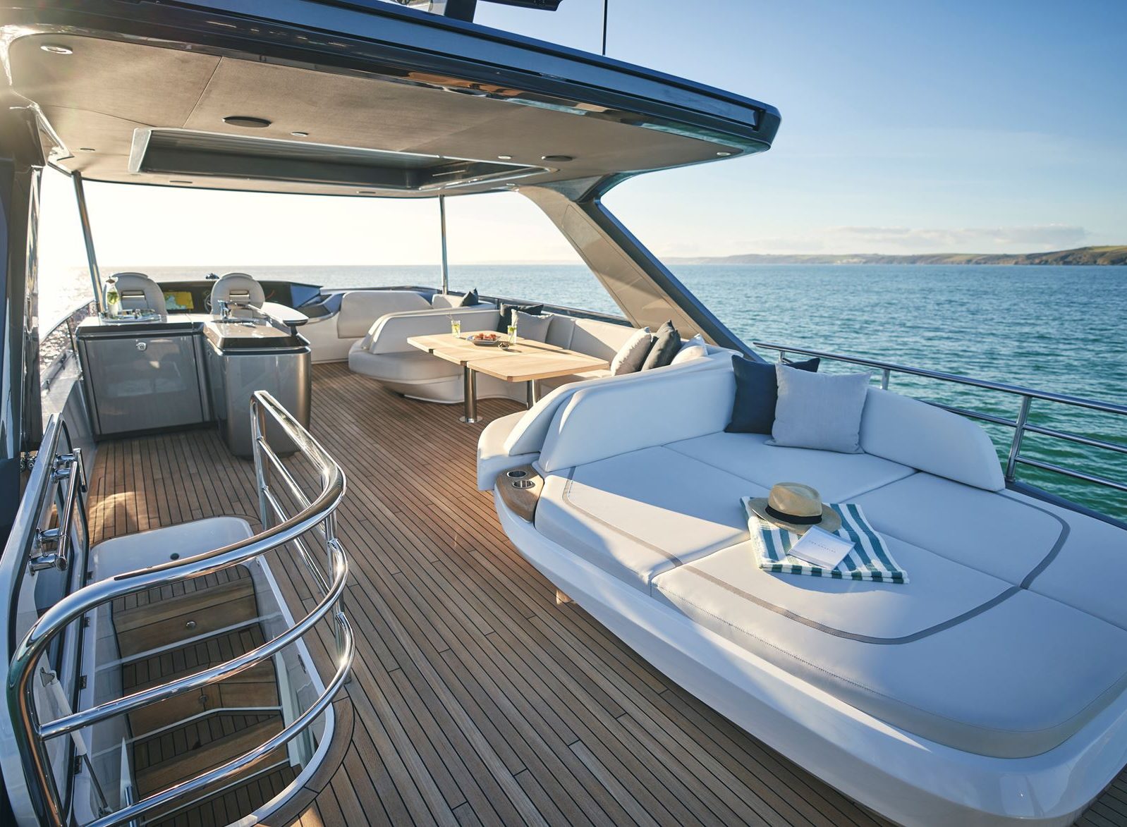 Flybridge Princess Yachts Y72 - Dealer Ufficiale Princess Yachts